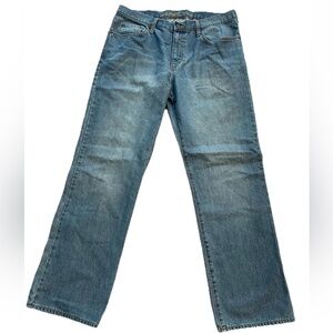 Old navy regular original men’s 38x33 medium‎ wash straight leg denim jeans